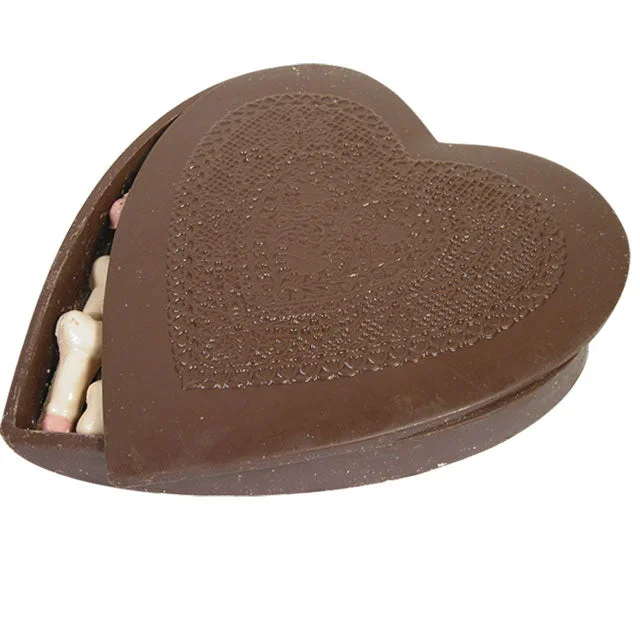 ‘–chocolate 1lb Heart Box W/peckeers