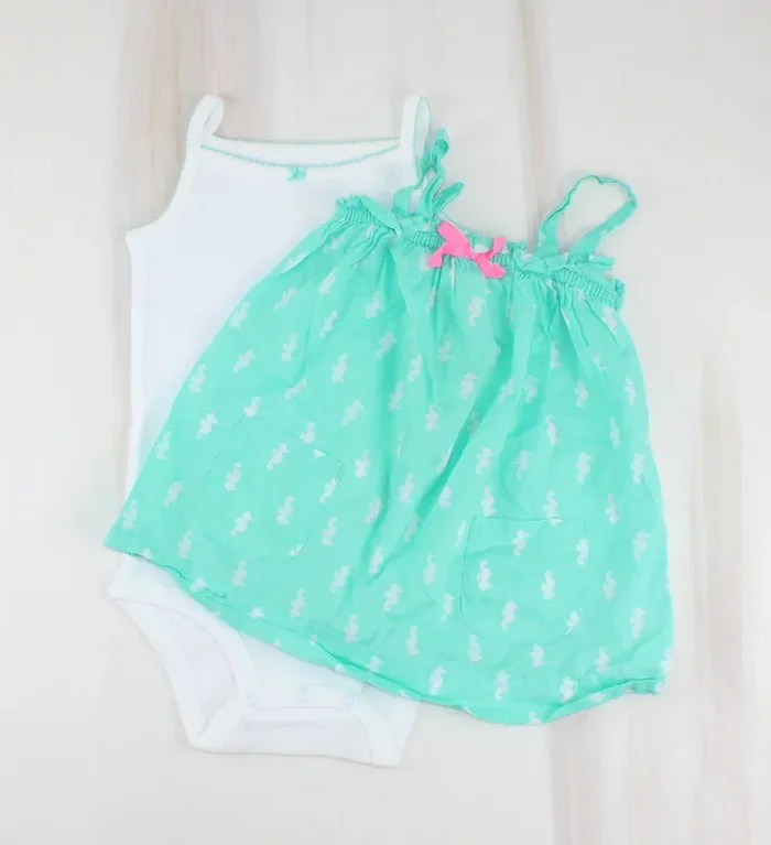 CARTERS TEAL SEAHORSE OUTFIT 2Y PRE-LOVED