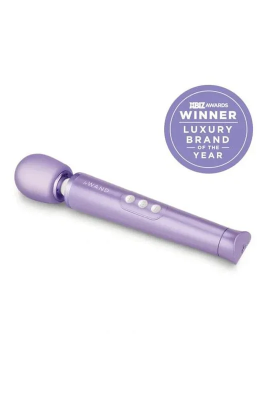 Le Wand – Petite Rechargeable Vibrating Massage Wand – Violet