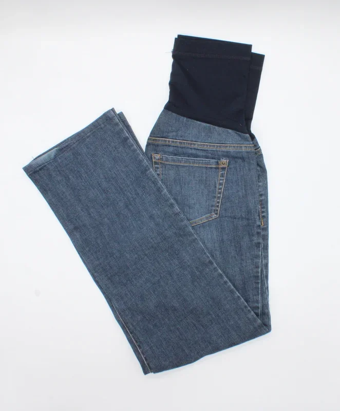 LIZ LANGE JEANS SIZE 2 PRE-LOVED